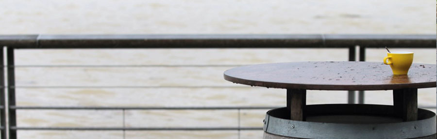 Restaurant Le Ré à Bord'eau Village sur les quais de la Garonne à Bordeaux